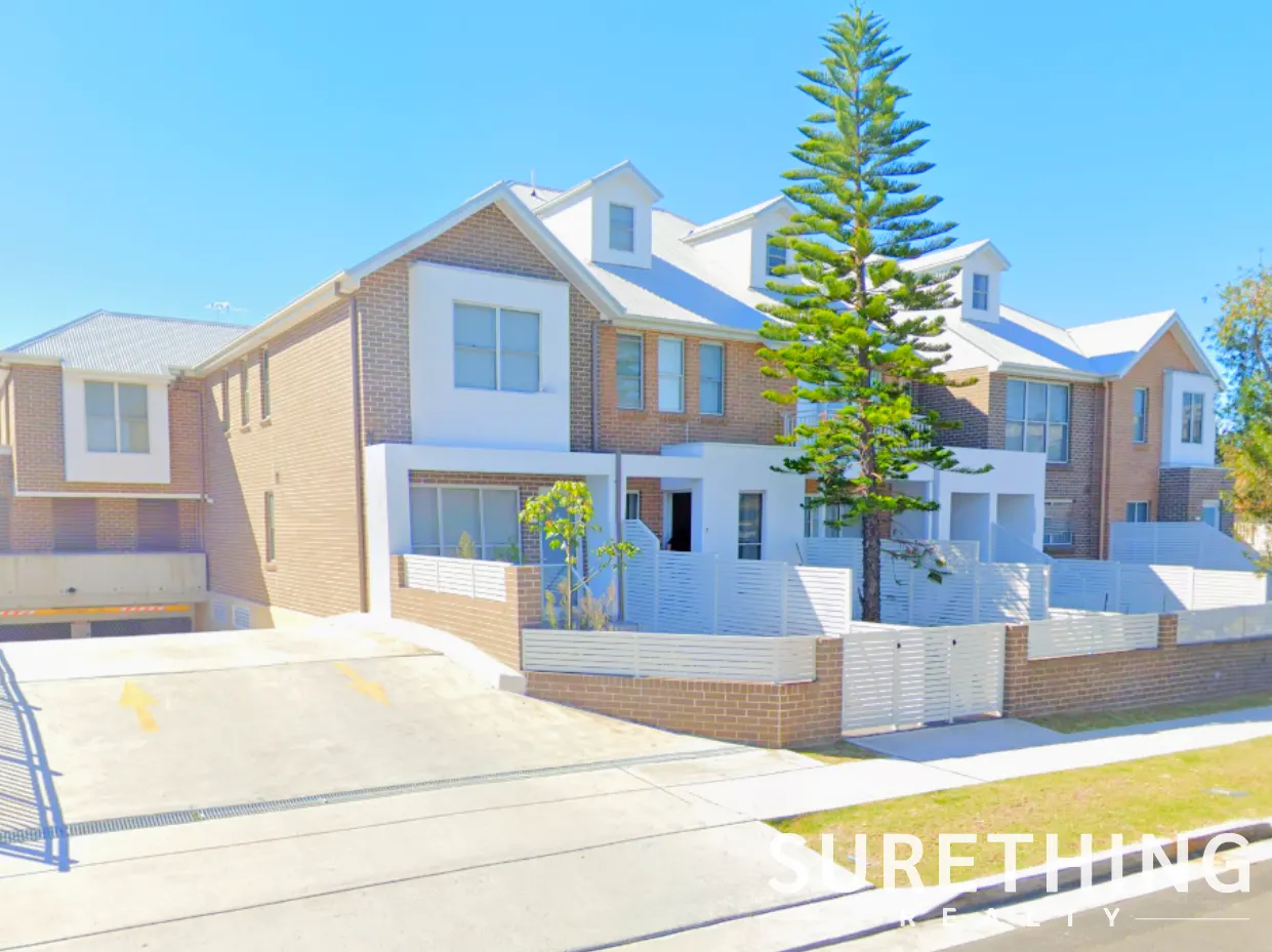 2/33 Louis Street, Granville