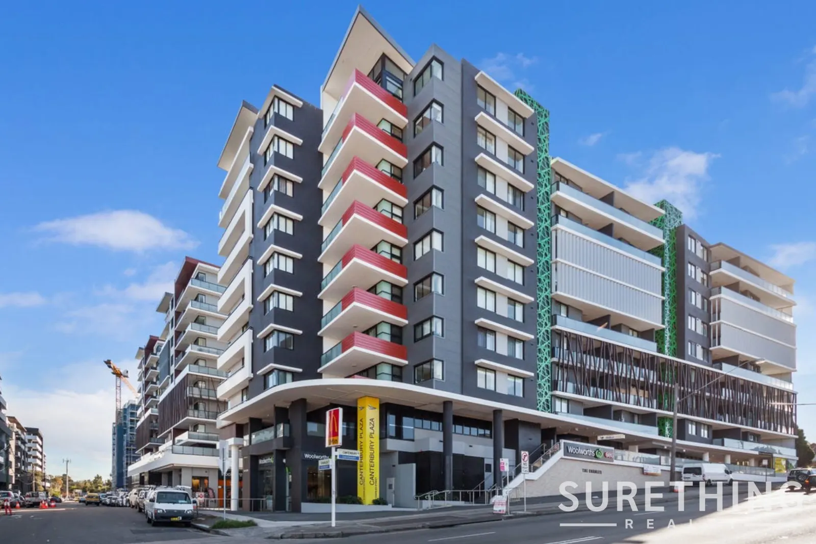 810/2B Charles Street, Canterbury